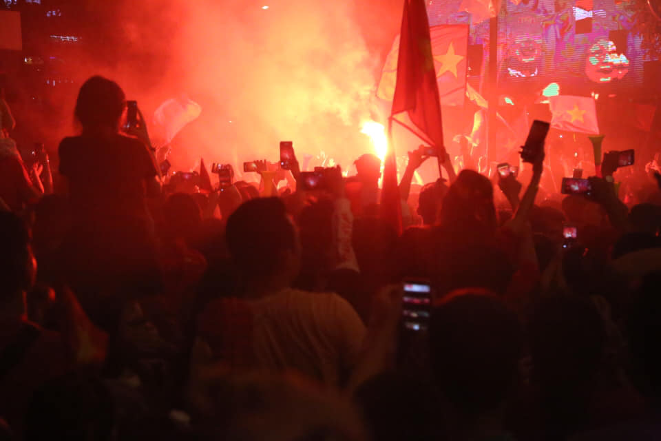 Việt Nam vô địch AFF Cup 2018, 90 triệu người dân Việt Nam mở hội ăn mừng - 2