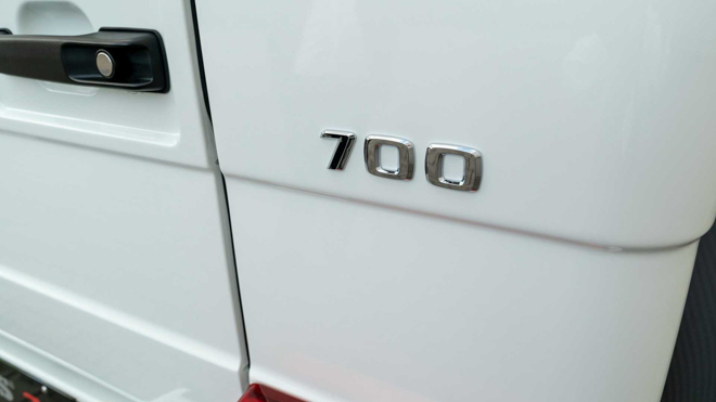 Chiêm ngưỡng "quái vật" Mercedes-Brabus G63 AMG giá hơn 5,5 tỷ đồng - 9