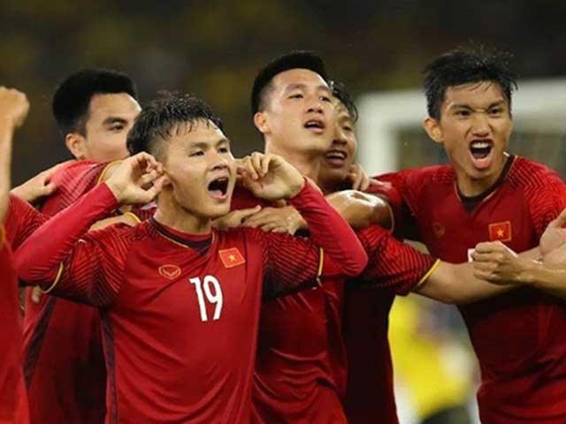 Đội hình tiêu biểu AFF Cup: 4 SAO Việt Nam góp mặt, khó hiểu hàng thủ