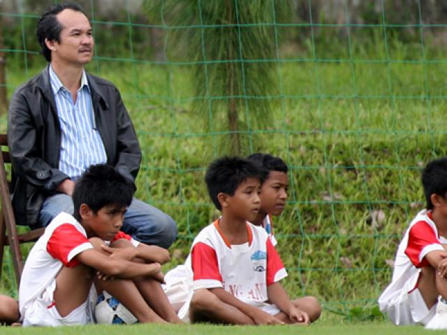 Việt Nam vô địch AFF Cup 2018: Bầu Đức ấm lòng dù còn khó khăn chồng chất