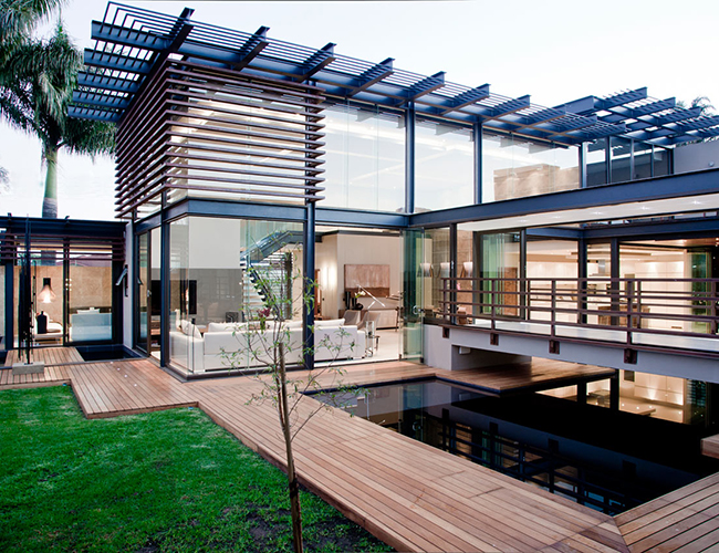 Căn nhà sở hữu thiết kế hoàn hảo với không gian rộng rãi và hiện đại