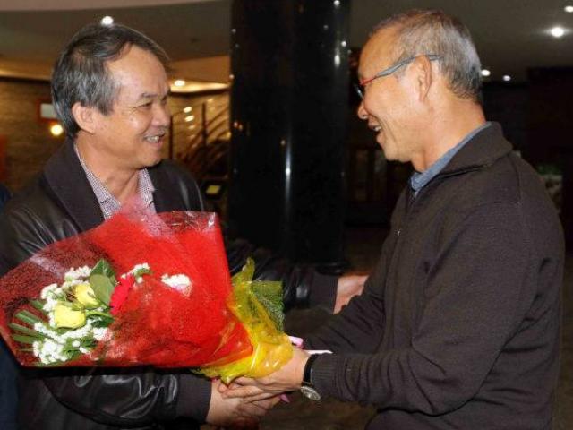 Việt Nam vô địch AFF Cup, thầy Park lập tức đi gặp bầu Đức sáng nay