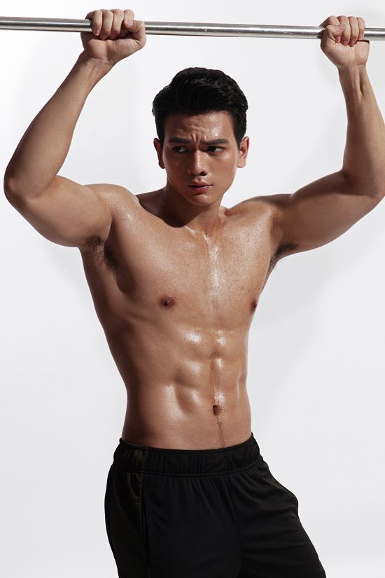 “Phi công” Lê Xuân Tiền cuốn hút mọi ánh nhìn với hình thể sáu múi cực chuẩn - 4