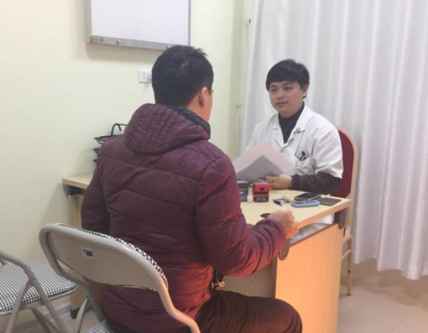 Vì sao ngày càng nhiều cặp vợ chồng khó có con, và đây là lời giải của bác sĩ - 1