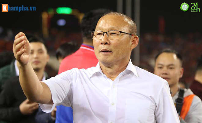 Thầy Park bật khóc trong niềm vui tột độ ĐT Việt Nam xưng vương AFF Cup - 12