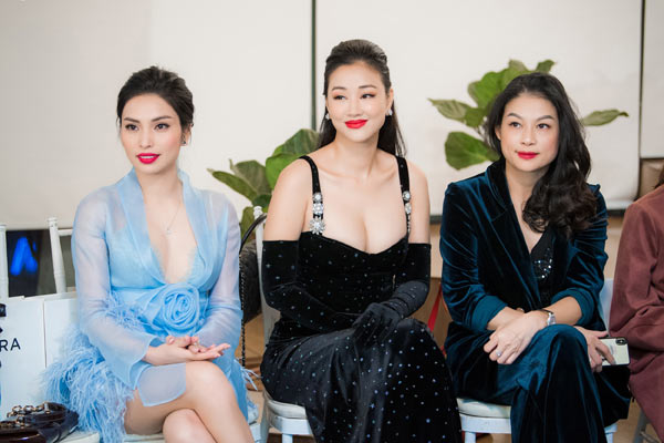 Mặc tiết trời rét buốt, bà xã Tuấn Hưng vẫn diện váy gợi cảm - 6