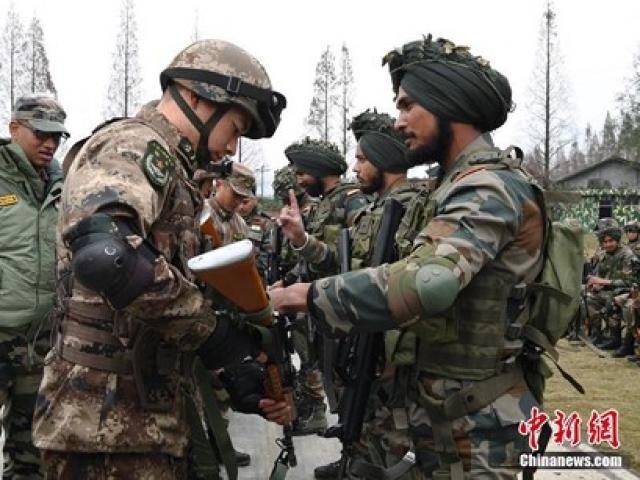 Quan hệ quân sự mật thiết của Ấn Độ với Nga - Mỹ đang ”bóp nghẹt” Trung Quốc?