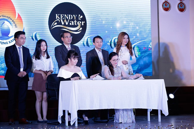 “Đại sứ Đại dương xanh” lan toả tình yêu Biển Đảo đến với sinh viên - 4