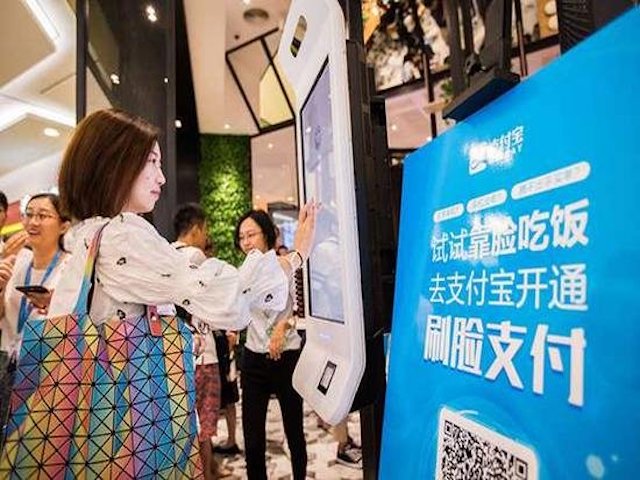 Trung Quốc đang sử dụng công nghệ nhận diện gương mặt để làm gì?