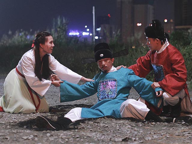 Phim - Hứa Minh Đạt mở màn đường đua phim Tết 2019 với "Táo Quậy"