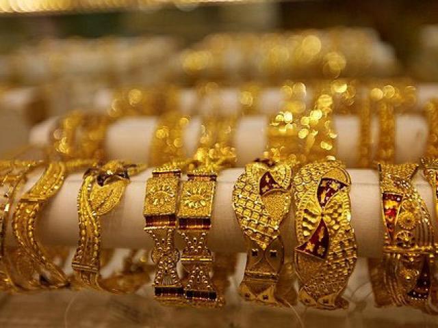 Tài chính - Bất động sản - Giá vàng hôm nay 19/12: Vàng treo cao trước thời điểm nhạy cảm