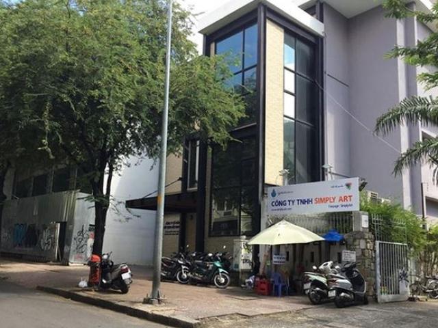 Tài chính - Bất động sản - "Hô biến" đất công: Thâu tóm hàng loạt vị trí đắc địa