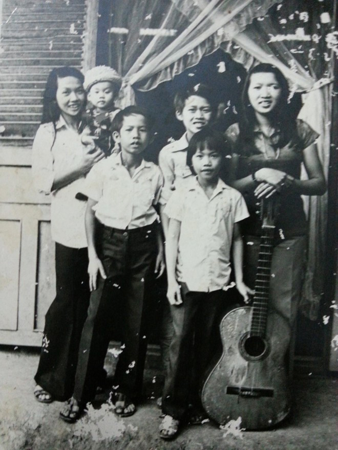 Sao Việt nô nức chúc mừng sinh nhật Hoài Linh, riêng người này &#34;dìm hàng&#34; - 3