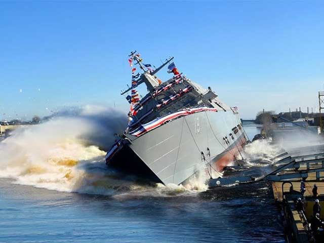 Cận cảnh hạ thủy tàu chiến giá trăm triệu USD của Hải quân Mỹ