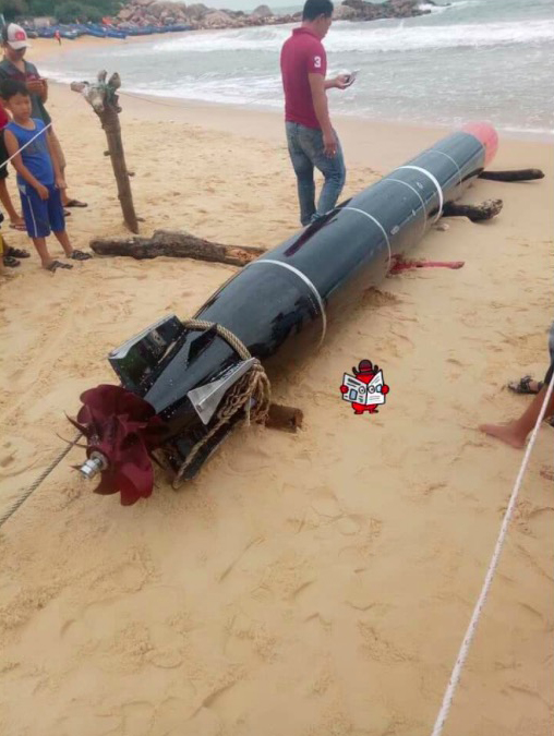 Thông tin mới nhất vụ phát hiện vật thể lạ trên biển Phú Yên - 1