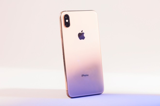 Apple đã đi quá xa trong việc tăng giá bán iPhone 2018 - 10