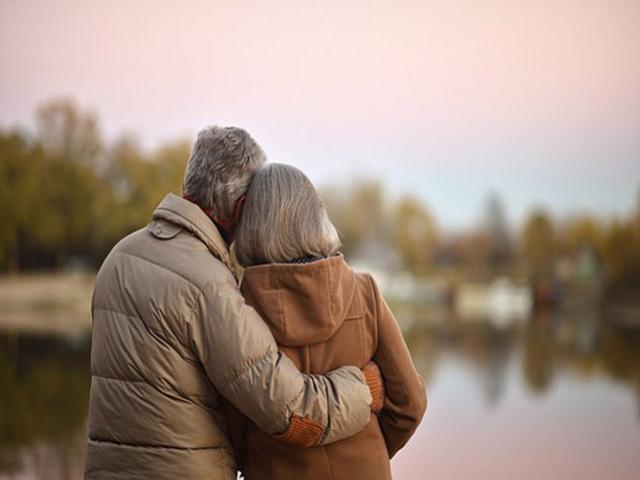 Sức khỏe đời sống - Muốn chuyện chăn gối viên mãn đến già, bí quyết sex đơn giản đến không ngờ