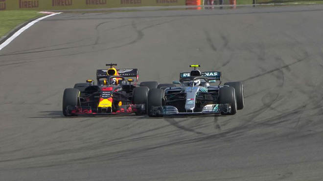 Đua xe F1: Ferrari “đặt gạch”, mỹ nhân trở lại sau tai nạn kinh hoàng - 2