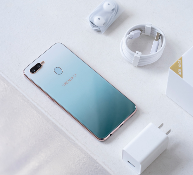 Oppo ra mắt F9 phiên bản đặc biệt xanh phỉ thúy - 1