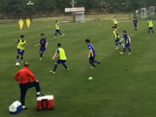 Bóng đá - ĐT Việt Nam đấu đối kháng: Dàn tân binh thắng đậm "đội Công Phượng"