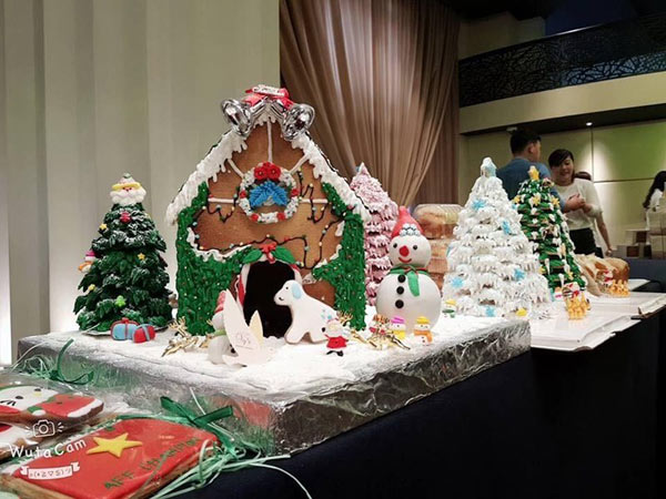 Bánh hình ông già Noel hút người mua dịp Giáng sinh - 4