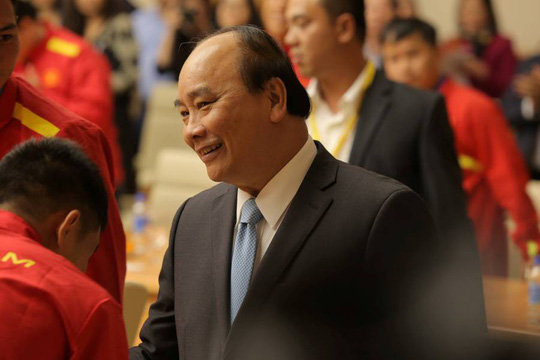 Thủ tướng Nguyễn Xuân Phúc: Niềm tin vào đội tuyển Việt Nam rất lớn - 6