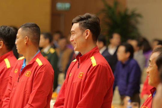 Thủ tướng Nguyễn Xuân Phúc: Niềm tin vào đội tuyển Việt Nam rất lớn - 8