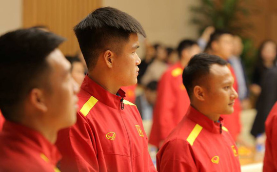 Thủ tướng Nguyễn Xuân Phúc: Niềm tin vào đội tuyển Việt Nam rất lớn - 9