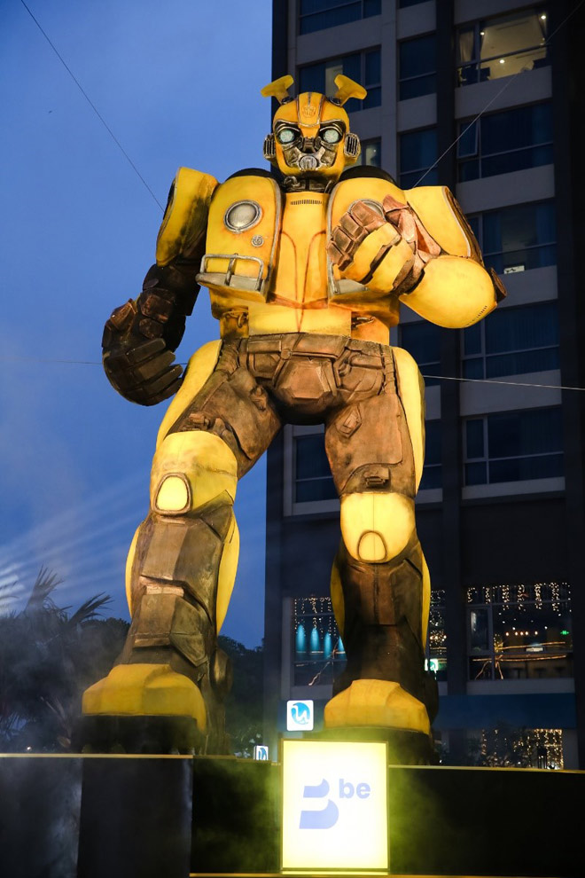 “be” mang chiến binh “Bumblebee” lớn nhất về Việt Nam - 1