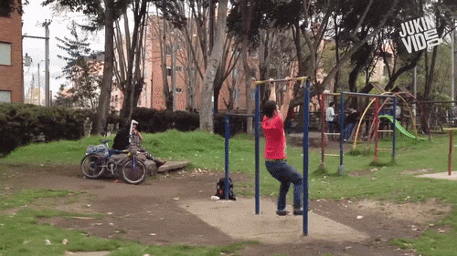 Bật cười với những quý ông thích làm trò cười cho chị ẹm - 7