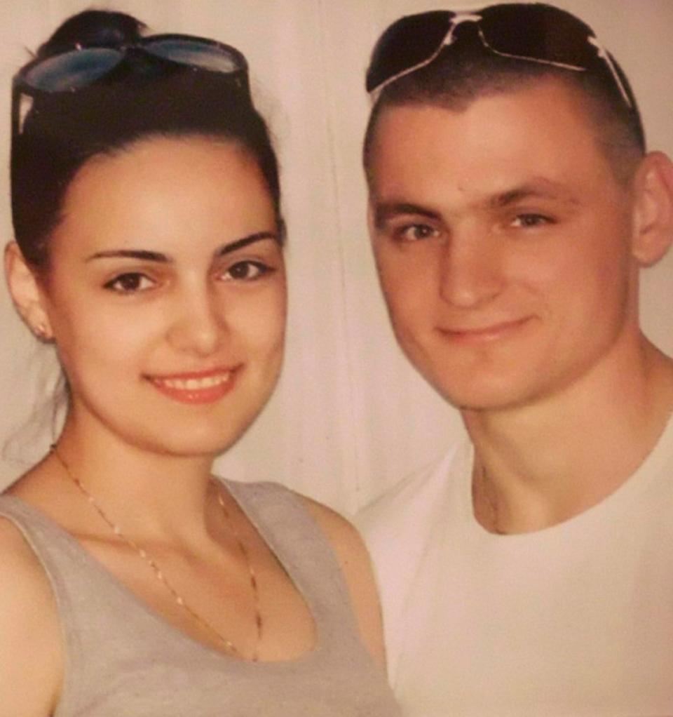 Nga: Vợ cũ xinh đẹp lên gối "đánh bay" tinh hoàn của chồng - 1