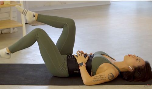 &#34;Nữ hoàng phòng gym Hà thành&#34; chỉ cách tập xoá nỗi lo bụng hình vuông - 4