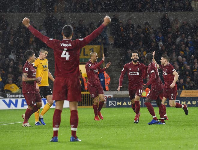 Wolves - Liverpool: Choáng váng hai đòn chí mạng - 1