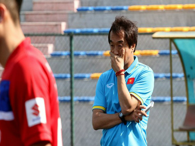 Bóng đá - ĐT Việt Nam tập đấu Asian Cup 2019: Thầy thể lực "cực sung", bí ẩn 2 SAO bự