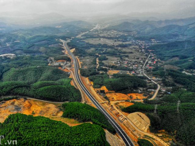 Tin tức trong ngày - Toàn cảnh cao tốc 12.000 tỷ đồng tại Quảng Ninh trước ngày thông xe