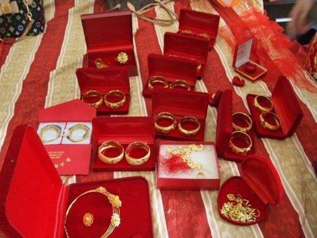 Bạn trẻ - Cuộc sống - Cha mẹ không cho đủ tiền sính lễ cưới vợ, chàng trai tự tử