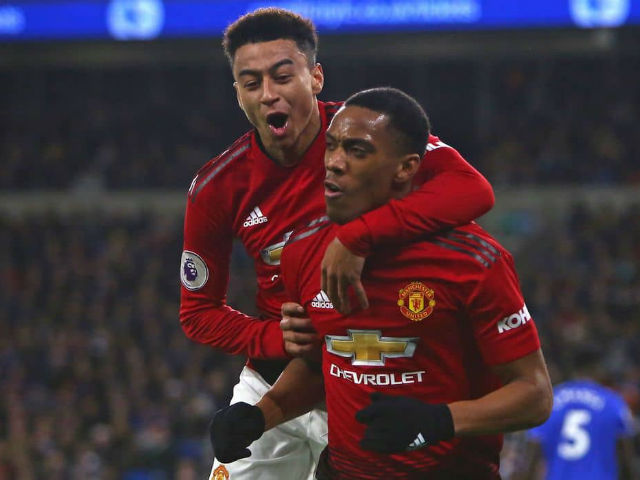 Bóng đá - Ngây ngất siêu phẩm "bật như Man" đấu "đại bác" xé lưới Man City