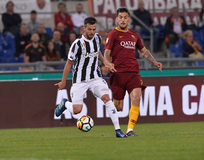 Juventus - AS Roma: Ronaldo &#34;ẩn mình&#34;, chuyên gia không chiến chói sáng - 1