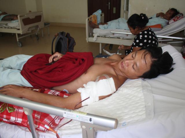 Pháp luật - Bắn 4 phát đạn để giải quyết chuyện của người khác