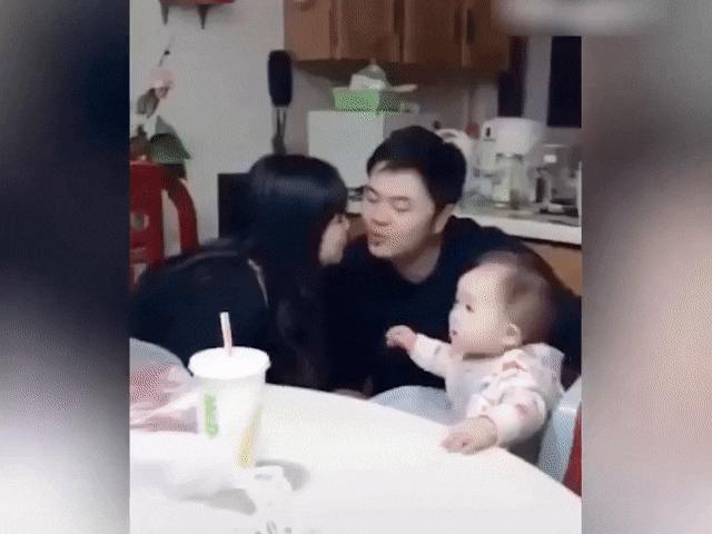 Video Clip Cười - Đây mới là tình địch "đáng gờm" nhất của đàn ông