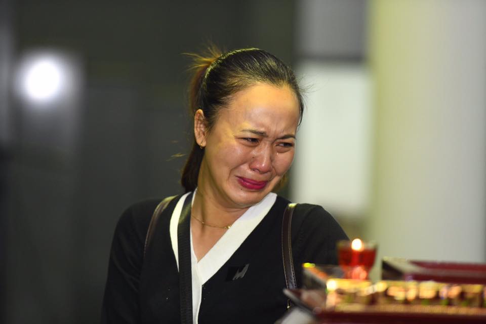 Xuân Bắc và các nghệ sĩ thương khóc cố NSND Anh Tú về với đất - 2