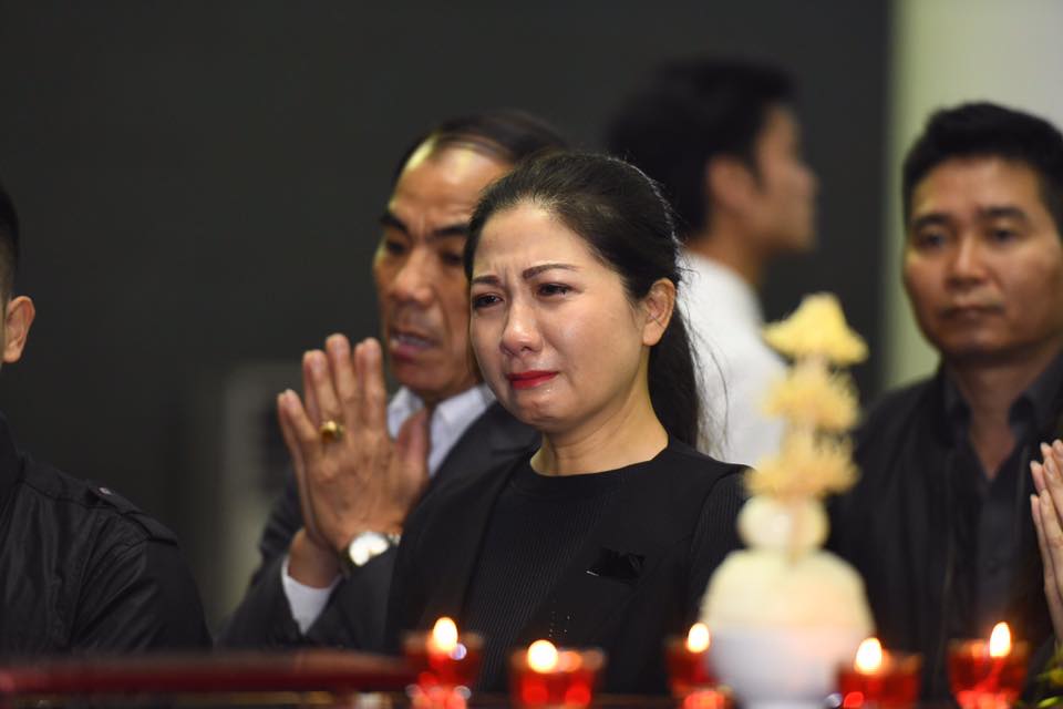 Xuân Bắc và các nghệ sĩ thương khóc cố NSND Anh Tú về với đất - 4