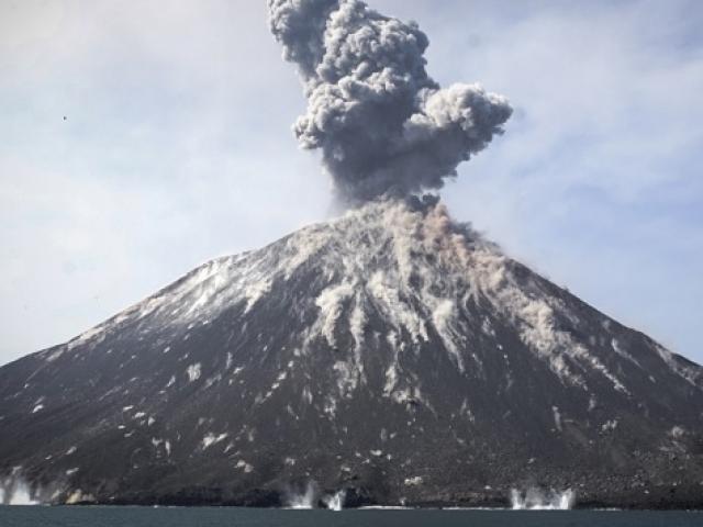 Thế giới - "Quả bom nổ chậm" cực lớn rình rập gây sóng thần suốt trăm năm