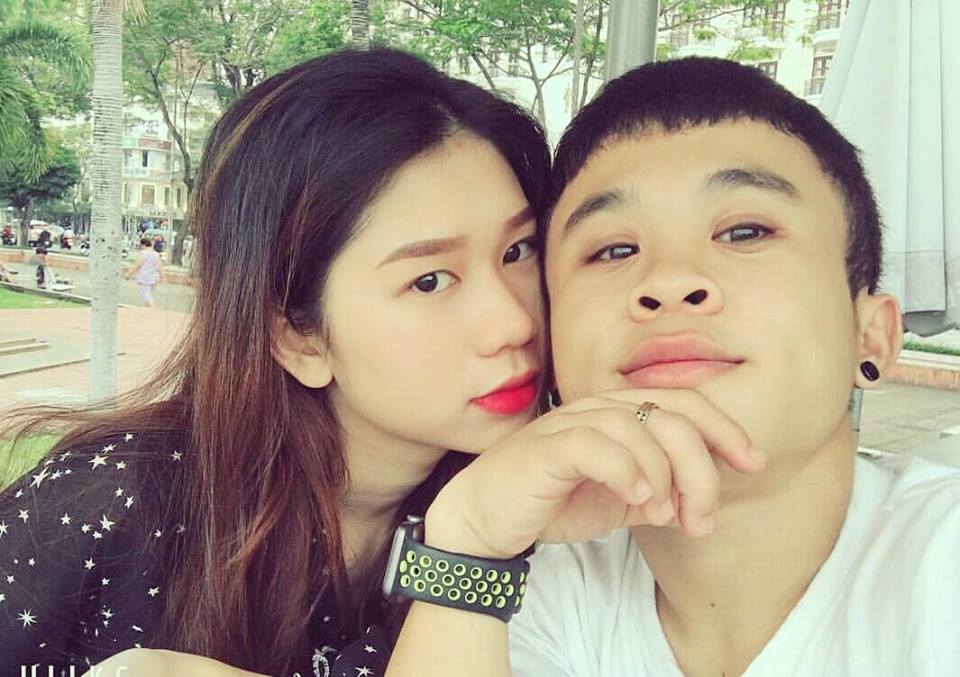 "Chàng lùn" Xuân Tiến khoe ảnh bạn gái xinh không kém người mẫu tình cũ - 2