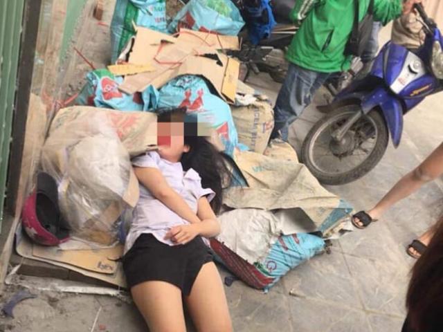 Pháp luật - "Chân dài" ẩu đả giữa phố Hà Nội, một người bất tỉnh bên vệ đường