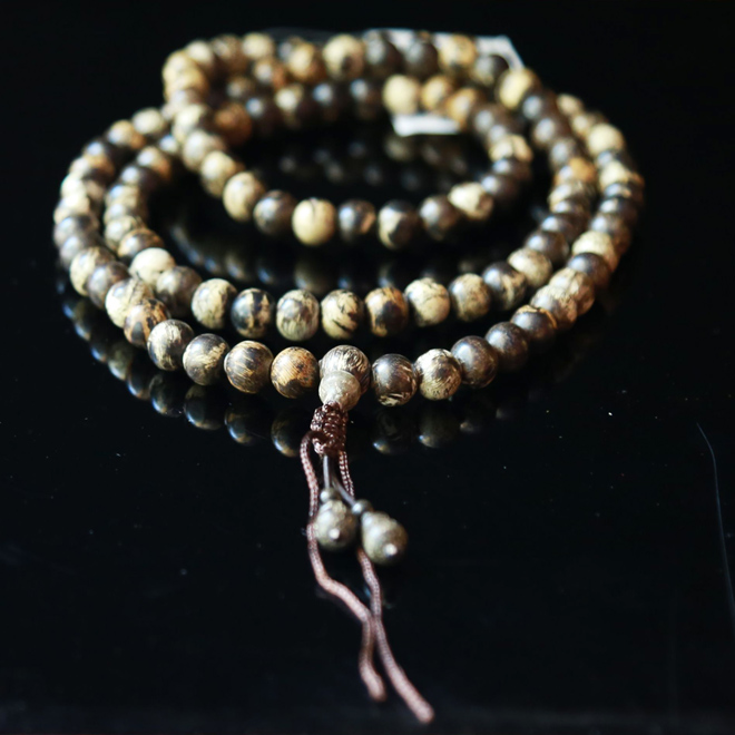 Chiêm ngưỡng bộ sưu tập vòng trầm hương đẳng cấp dành cho doanh nhân - 3