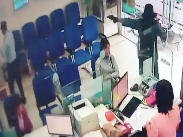 Doạ kích bom, dùng súng uy hiếp và những vụ cướp ngân hàng chấn động năm 2018