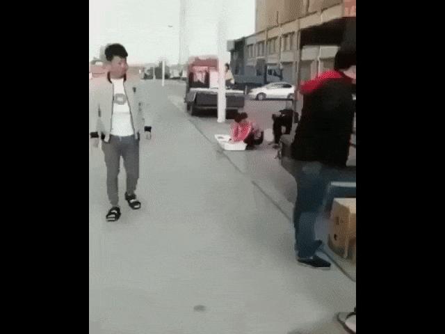 Video Clip Cười - Những con người thích "chọc cười" người khác