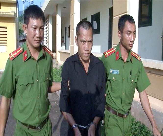 Những vụ án mạng chấn động chỉ vì tin lời thầy bói - 3