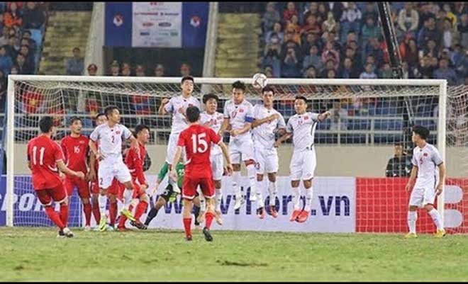 Điểm yếu của ĐT Việt Nam là gì sau 3 bàn thua đau tim? - 1